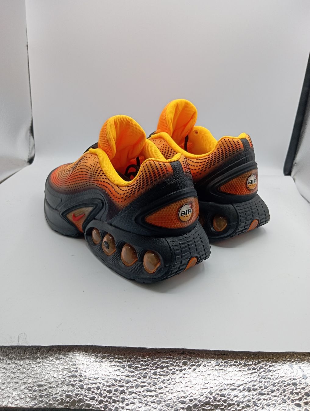 Nike Scarpe da uomo: Nike Air Max DN (EU44) – Nuovo e nell'imballaggio originale da Schaffhausen venduto da outlez 5