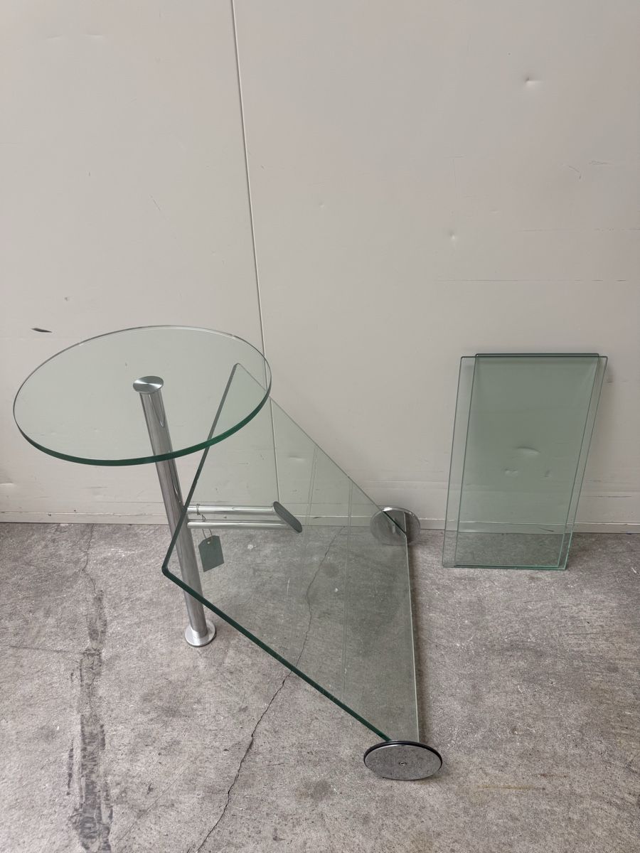 Nachttische: Glas Beistelltisch – Gebraucht aus St. Gallen von MSMoebelhandel