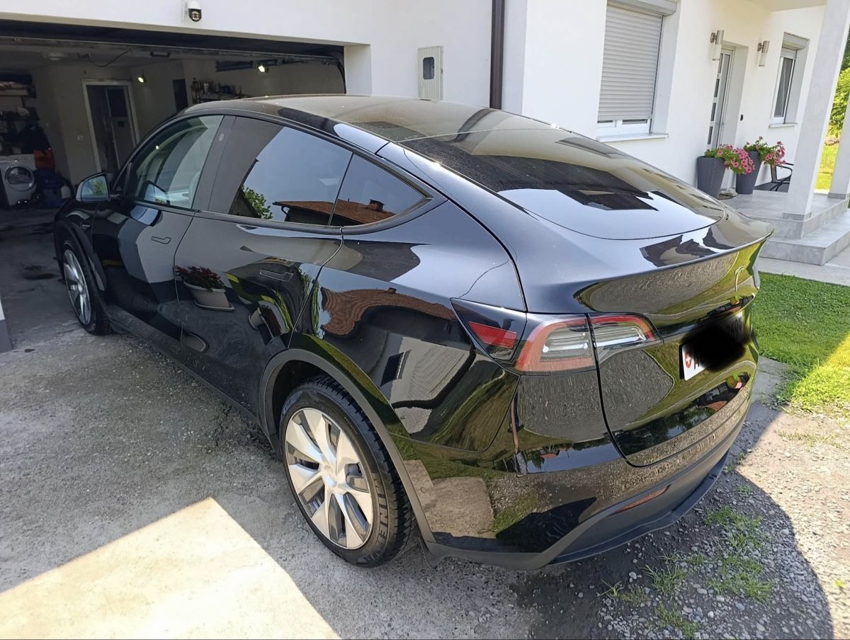 Tesla Automobili: Tesla Y Long Ranger – Usato da Kaiseraugst venduto da atelPro 4