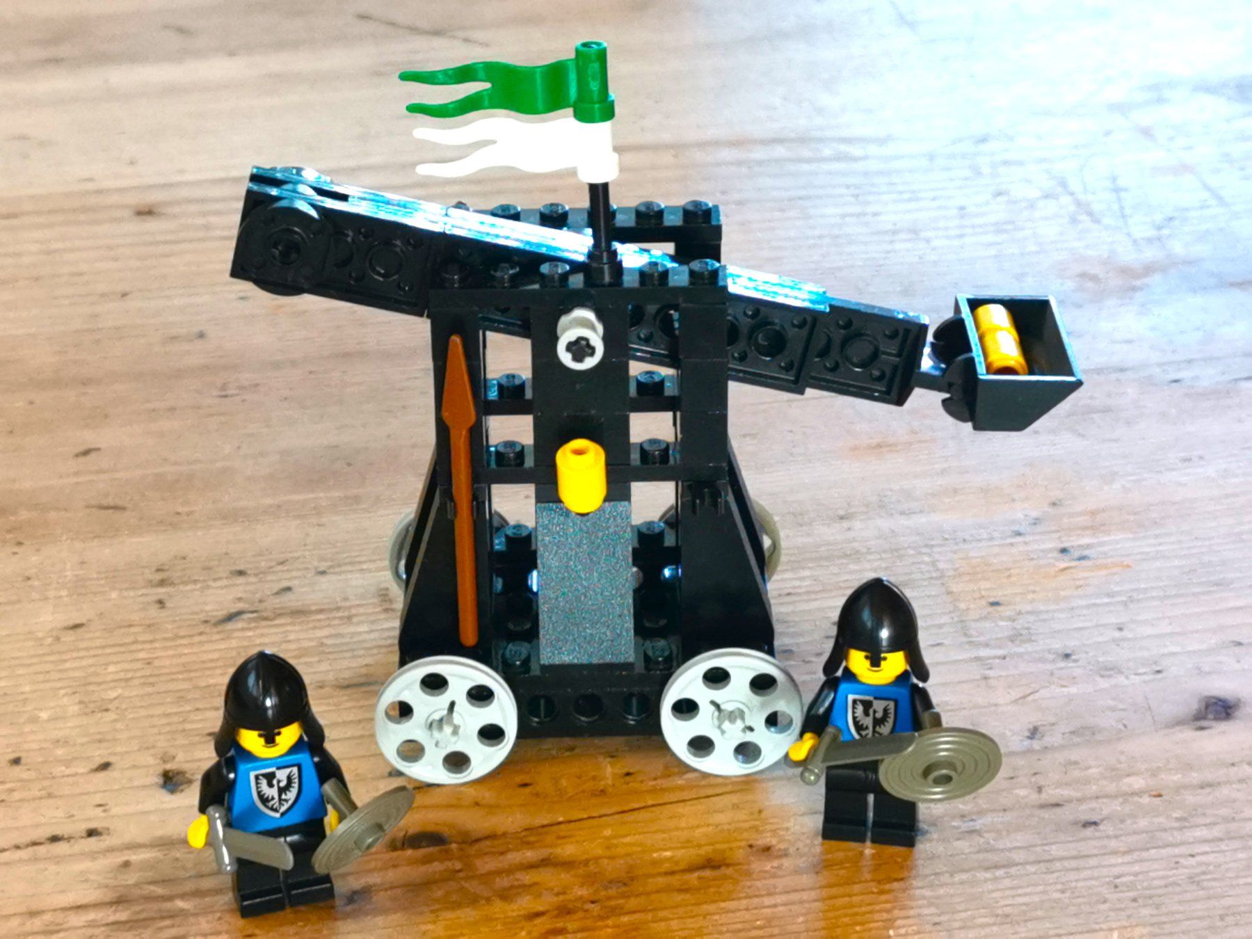 Legoland Kit di costruzioni: LEGO 6030 Black Falcons Katapult – Usato da Ermatingen venduto da Irem77