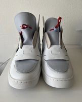 Sneaker Nike Air Force 1 High weiss grau ungetragen