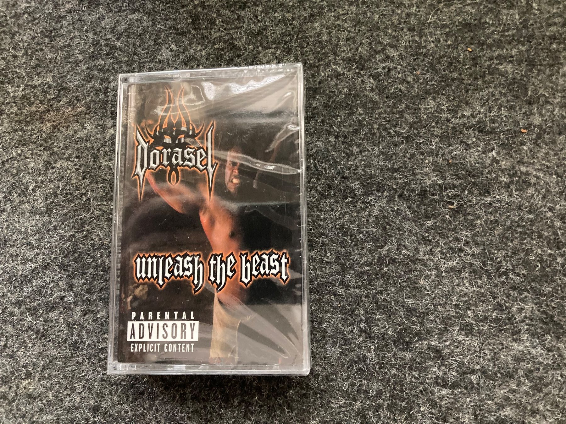 Musicassette: Dorasel - Unleash The Beast (MC) – Nuovo e nell'imballaggio originale da Fribourg venduto da Karushi