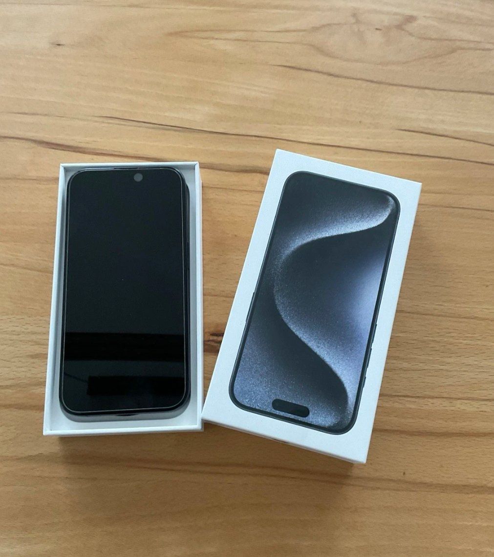 Apple Telefoni cellulari / Smartphones: iPhone 15 Pro (256GB) Akku 100% – Usato da Luzern venduto da Waince786 1