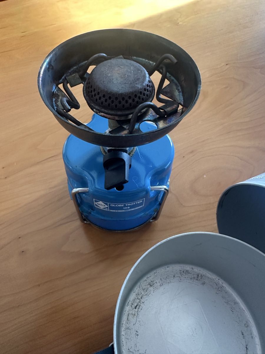 Komplettküchen: Gaskocher – Gebraucht aus Oberengstringen von Affeier0 2