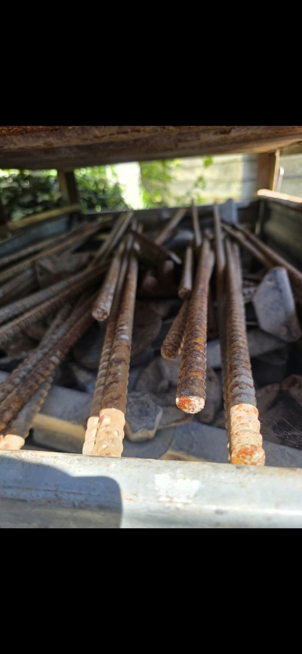 Tutti gli attrezzi: Schalungsmaterial – Usato da Fischingen venduto da imh_w9jy 3
