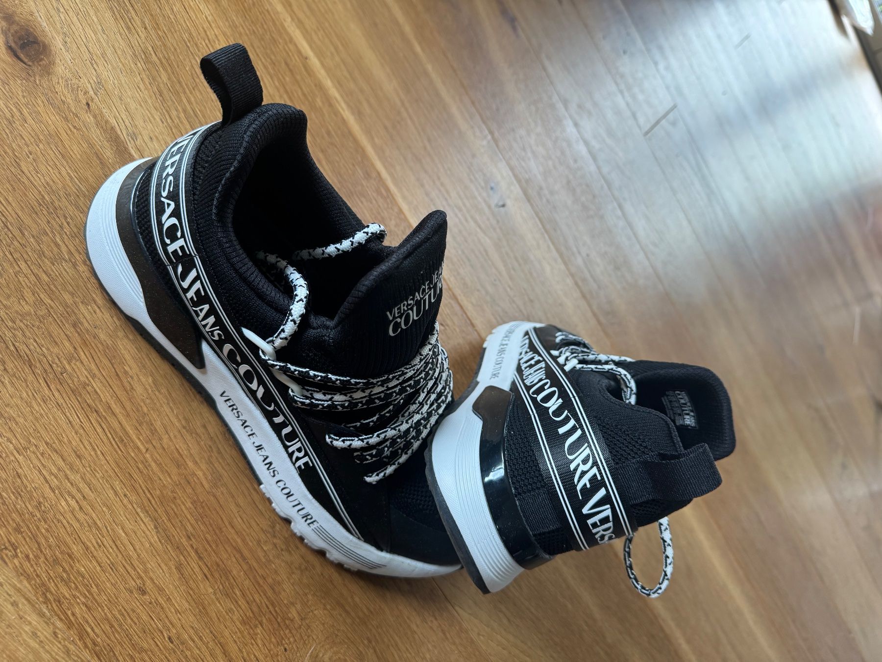 Versace Scarpe da uomo: Basket Versace jeans couture – Usato da Morges venduto da Alexys23