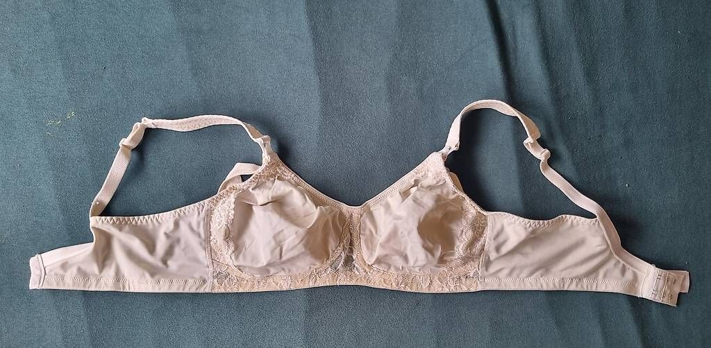 Altra biancheria intima: Still-BH's Grösse 85E/80D – Usato da Bern venduto da fri_qzm7 2