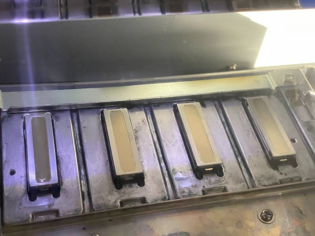 Roland Stampanti: Roland VG-640 - Occasion Druck/Schneideplotter – Usato da Egerkingen venduto da jerodysa 3