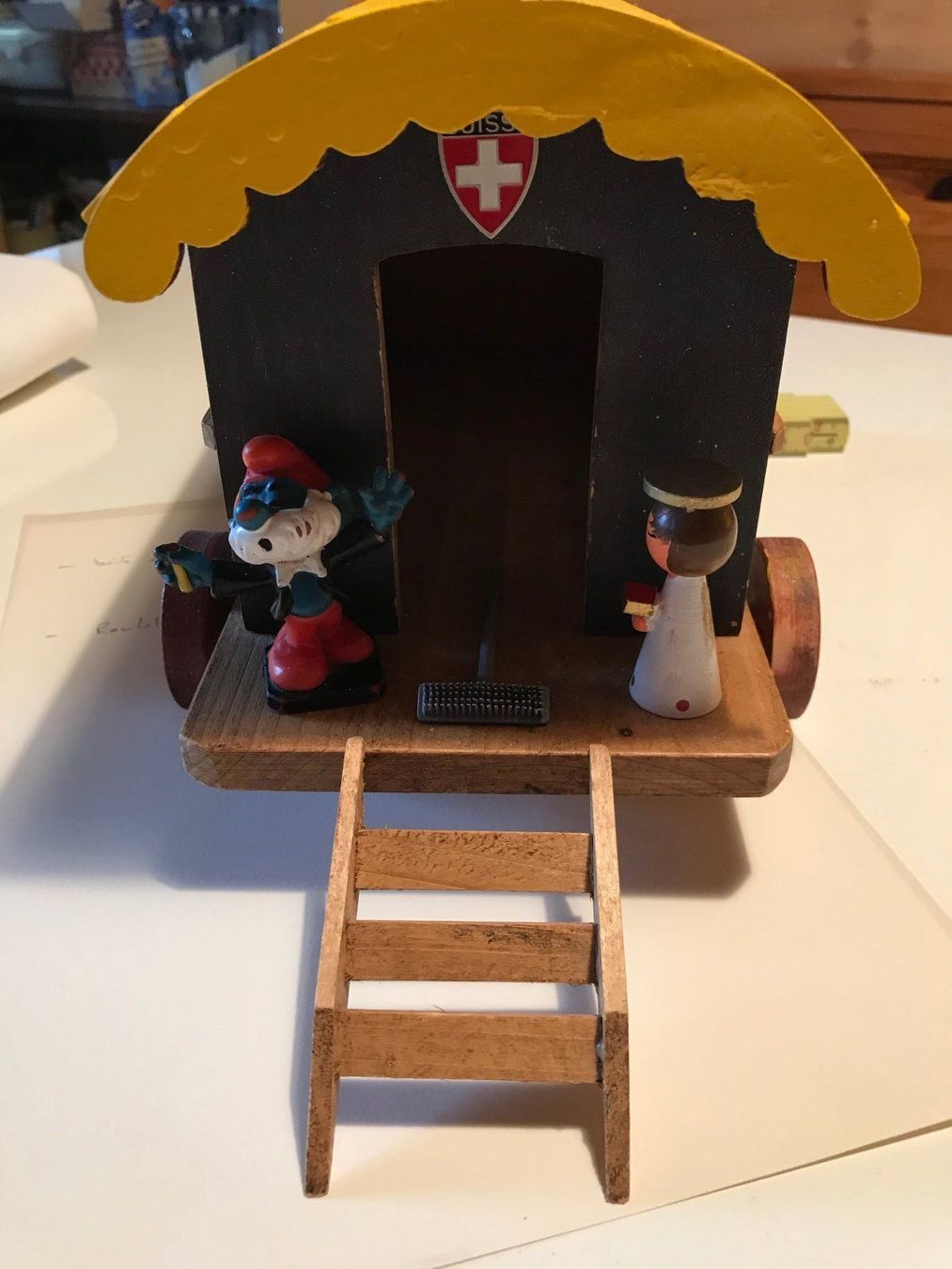 Articoli in legno: Roulotte de cirque en bois peint – Usato da Ste-Croix venduto da mjmg 5