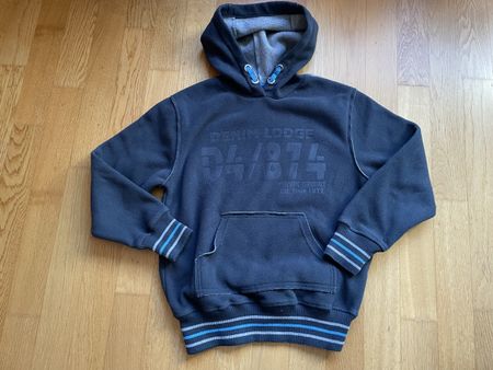 Hoodie, Gr. 134/140, gefüttert, dunkelblau