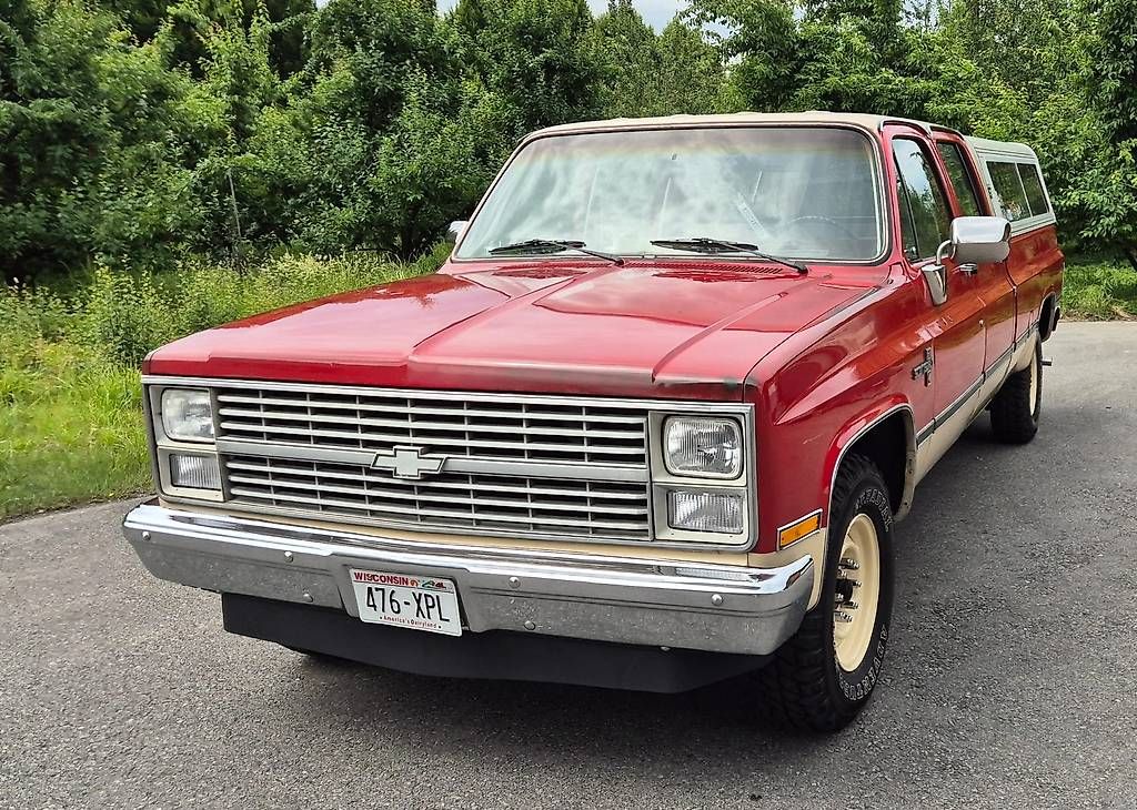 Automobili: 1984 Chevrolet C30 Scottsdale Crewcab – Usato da Widnau venduto da Chriga64 2