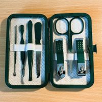 Manicure Set Etui - grün, 7 Teile, neuwertig