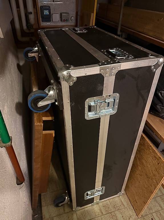 Valigie: Qualitäts Flight Case – Nuovo (secondo la descrizione) da Lohn-Ammannsegg venduto da leuepeach