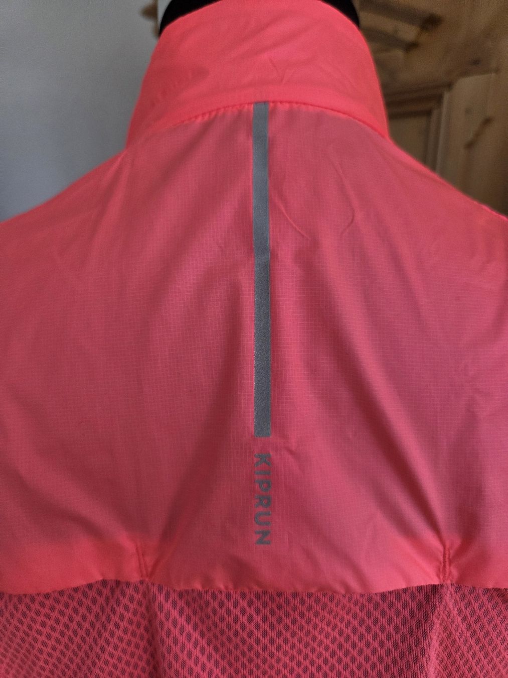 Gilet & Giacche senza maniche: Weste, Gilet ultralight, Decathlon – Nuovo (secondo la descrizione) da Wiesendangen venduto da Sinhuk 3