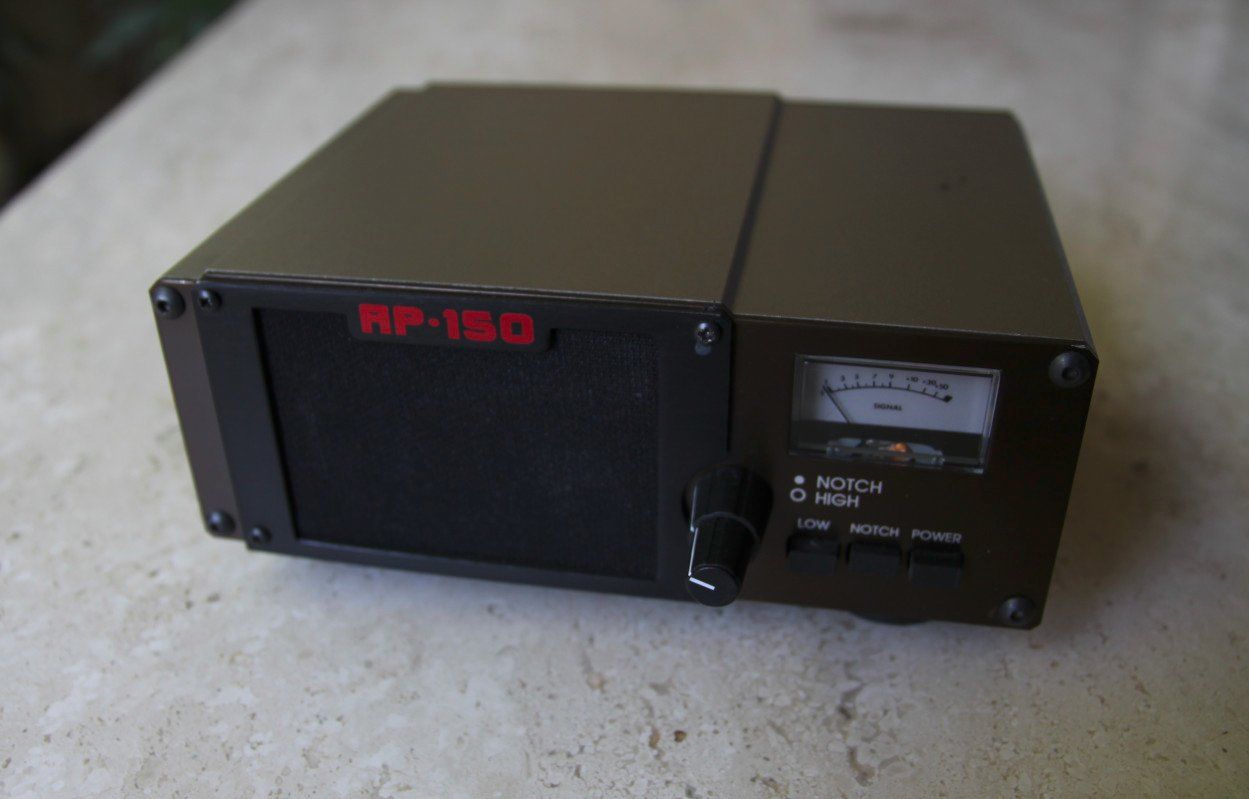 Technique de radiocom: LOWE AP-150 Amplifier/Filter/Speaker – D'occasion à Riehen par Revodidi