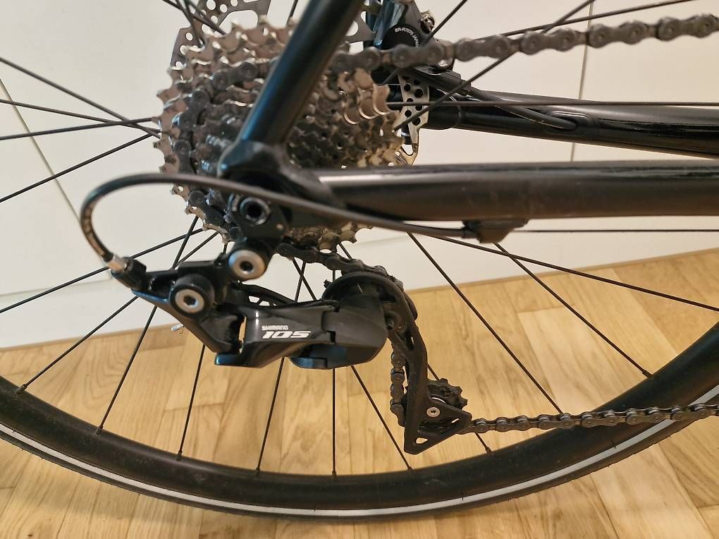 Cannondale Biciclette: Velo - Cannondale CAAD 13 Disc 105 – Usato da Basel venduto da SwissVault 2