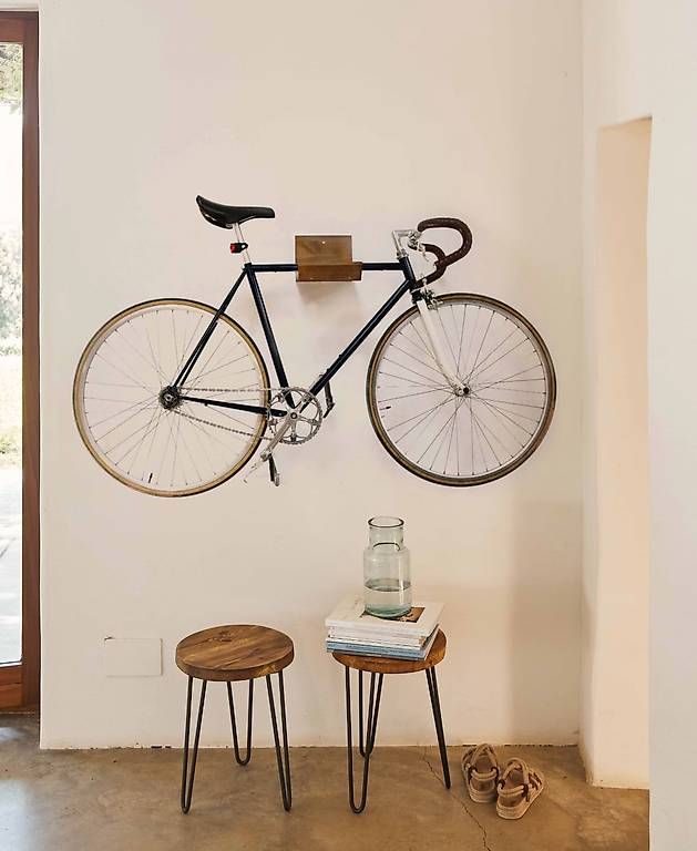 Fahrradhalterungen: Fahrradhalterung von Hannun aus Tannenholz – Gebraucht aus Zürich von cupasil