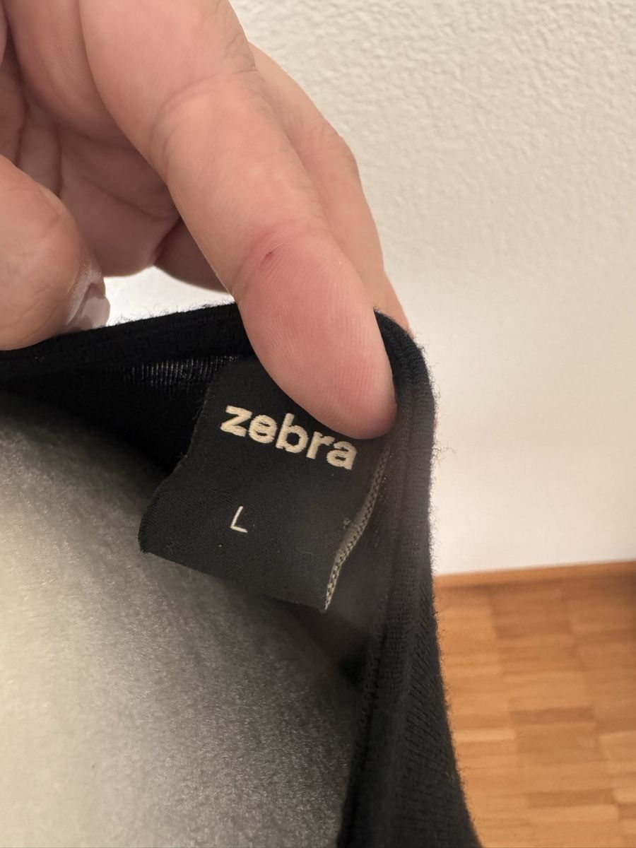 Zebra T-shirt: Zebra t shirt Gr.L – Usato da Pfäffikon SZ venduto da EMMA0111 2
