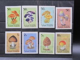 Vietnam 1983 Pilze ** geschn.