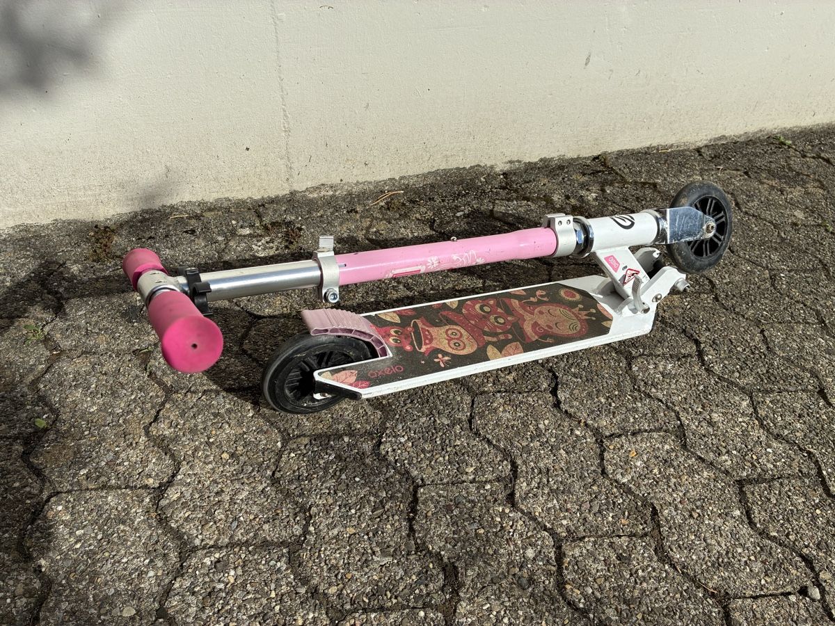 Oxelo Kickboard: Oxelo Kinder Scooter / Trottinett – Gebraucht aus Männedorf von 3sacompany 3