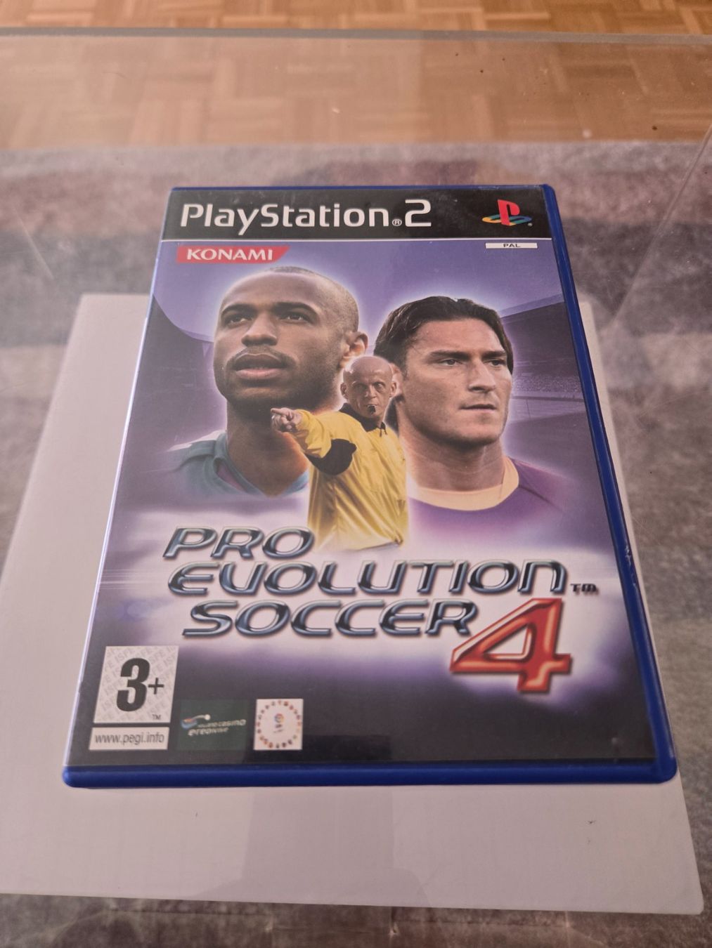 Jeux: Pro Evolution Soccer 4 PS2 – D'occasion à Bussigny par Kfdlt