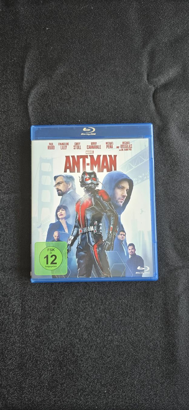 Tutti i DVDs: Ant-Man Blu-ray: Spannende Superhelden-Action – Usato da Doppleschwand venduto da Bennox94