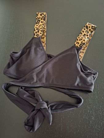 Bikini Oberteil schwarz Leo Grösse M