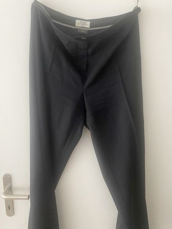 Bundfaltenhose schwarz