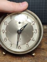 Wunderschöner alter Wecker Nr 17 JAZ