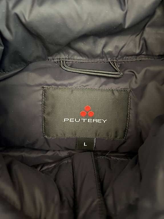 Peuterey Giacche: Peuterey Daunenjacke Navy Gr. L – Usato da Wädenswil venduto da NUK12 2