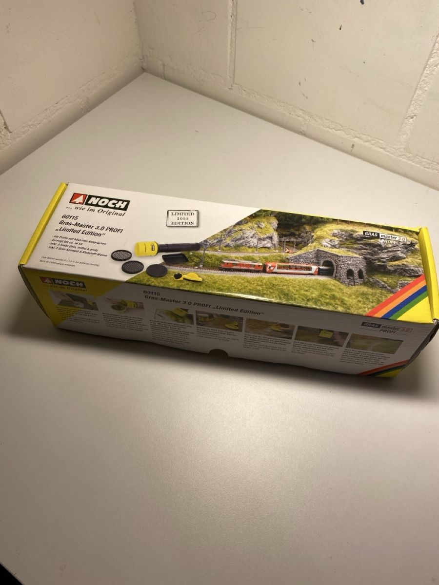 Accessoires de police NOCH NOC-14821 : : modélisme ferroviaire, Locomotives