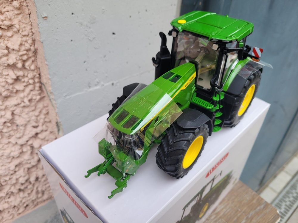 Tracteur John Deere 8R410 Wiking échelle 1/32 - Modèle Métal/plastique, Neuf