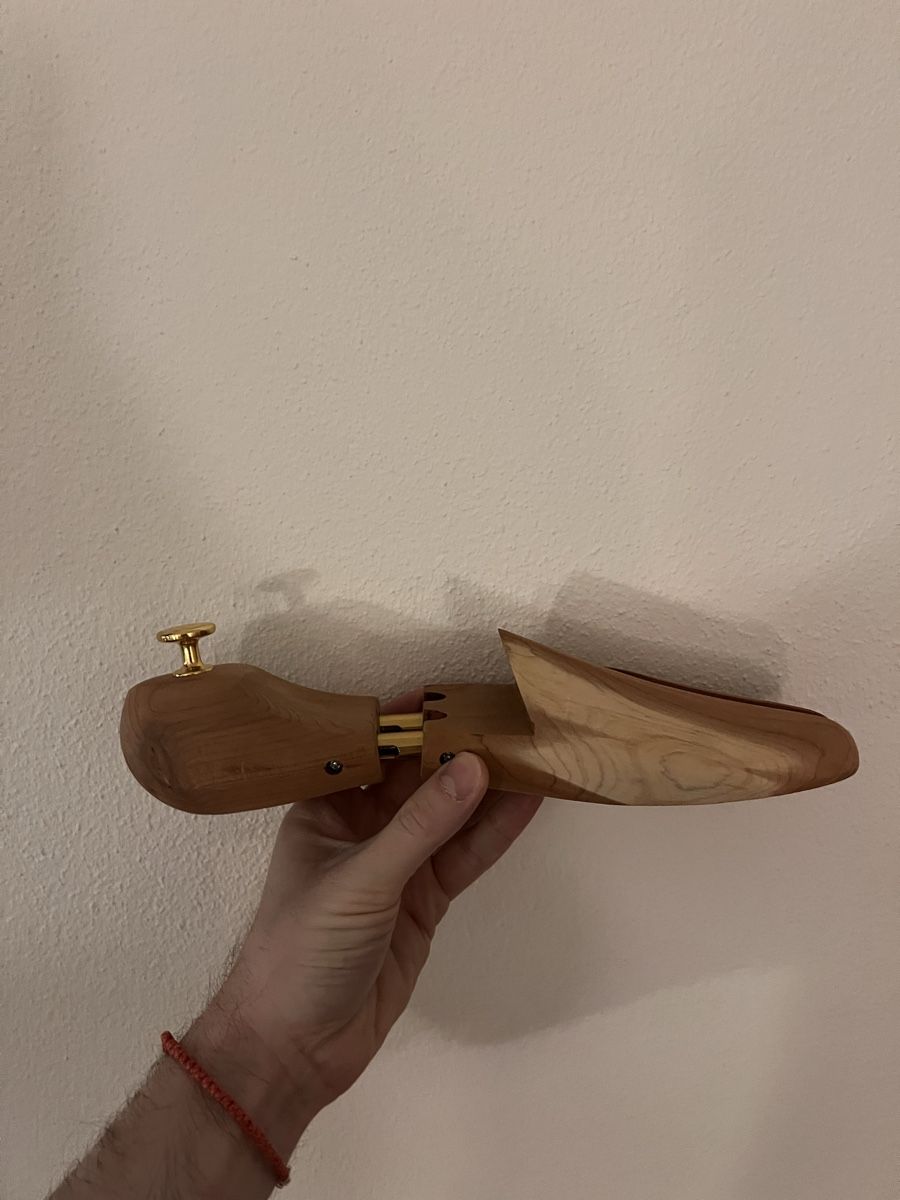 Scarpe da uomo: Shoe Tree - Size 42/43  – Nuovo (secondo la descrizione) da Zürich venduto da stt_mm2f 1