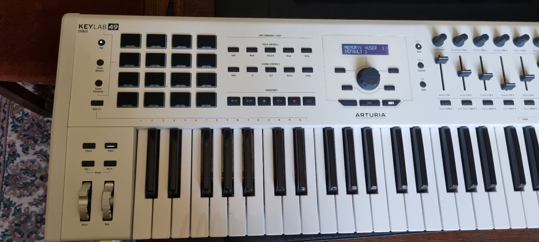 Arturia Musikinstrumente: Arturia Keylab 49 MK II MIDI Controller inkl. Software – Neu (gemäss Beschreibung) aus Solothurn von elja02 5