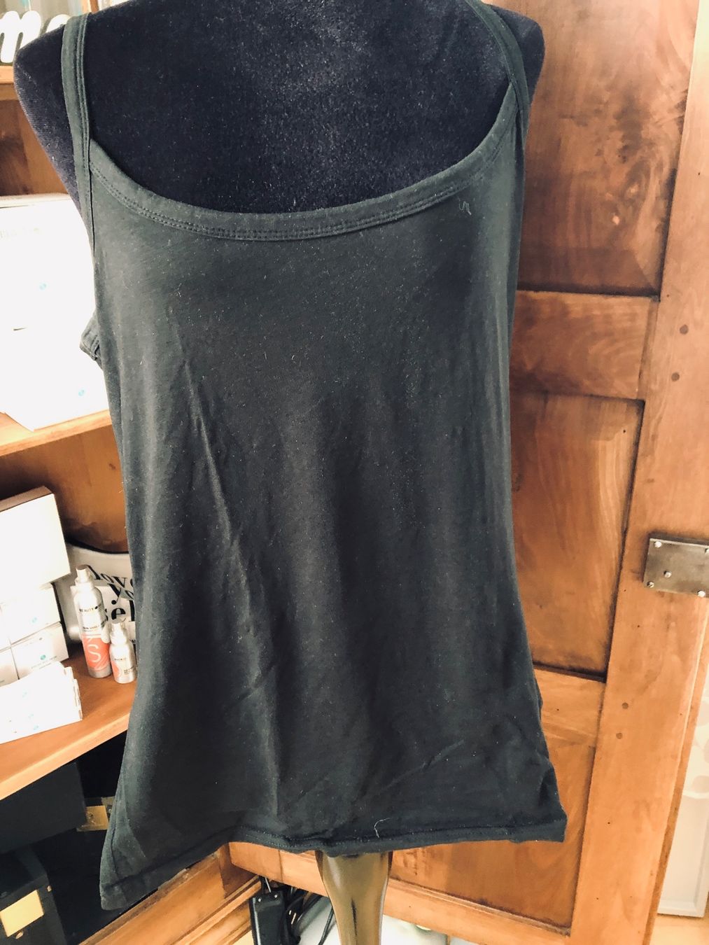 Top: 2er Set schwarze Damen Trägertops Gr. 44/ 46 – Usato da Arlesheim venduto da leyRum4.5 1