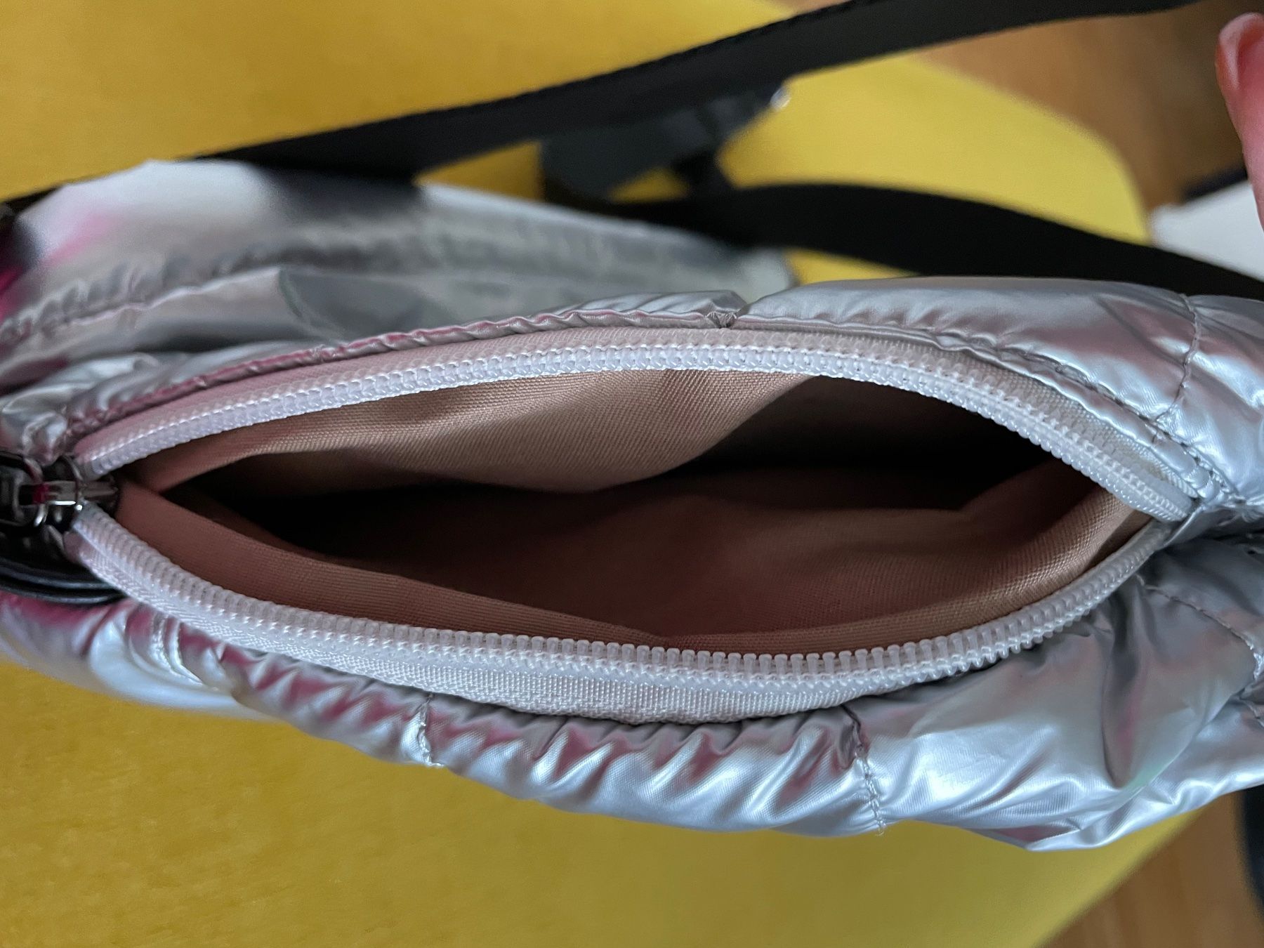 Zaini: Damen - Rucksack Silber – Nuovo e nell'imballaggio originale da Feusisberg venduto da Mila1122 5