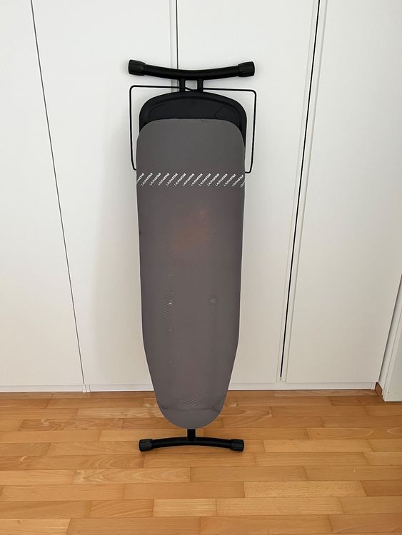 Bügelbrett Halterung Wand Schwarz - Metall Aufhänger Für T/Y-förmige Bügelbretter