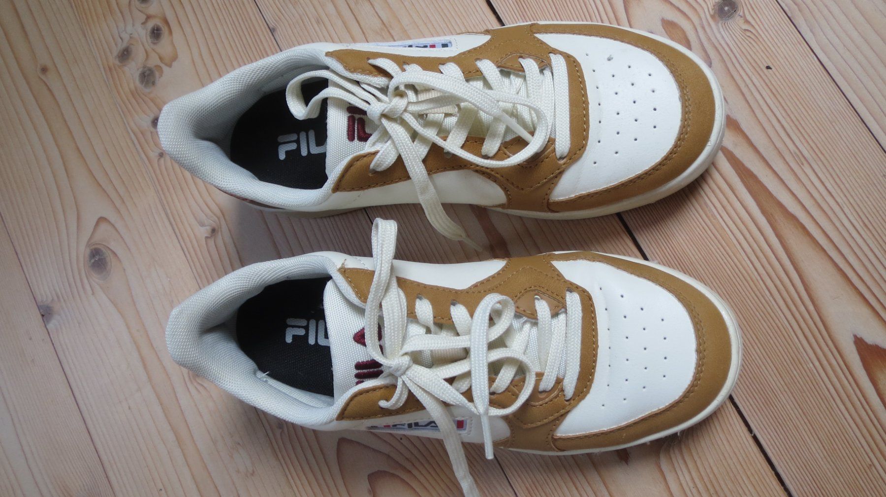 Fila Scarpe da donna: Fila Sneaker, Gr. 36, Top Zustand – Usato da Utzenstorf venduto da plus01