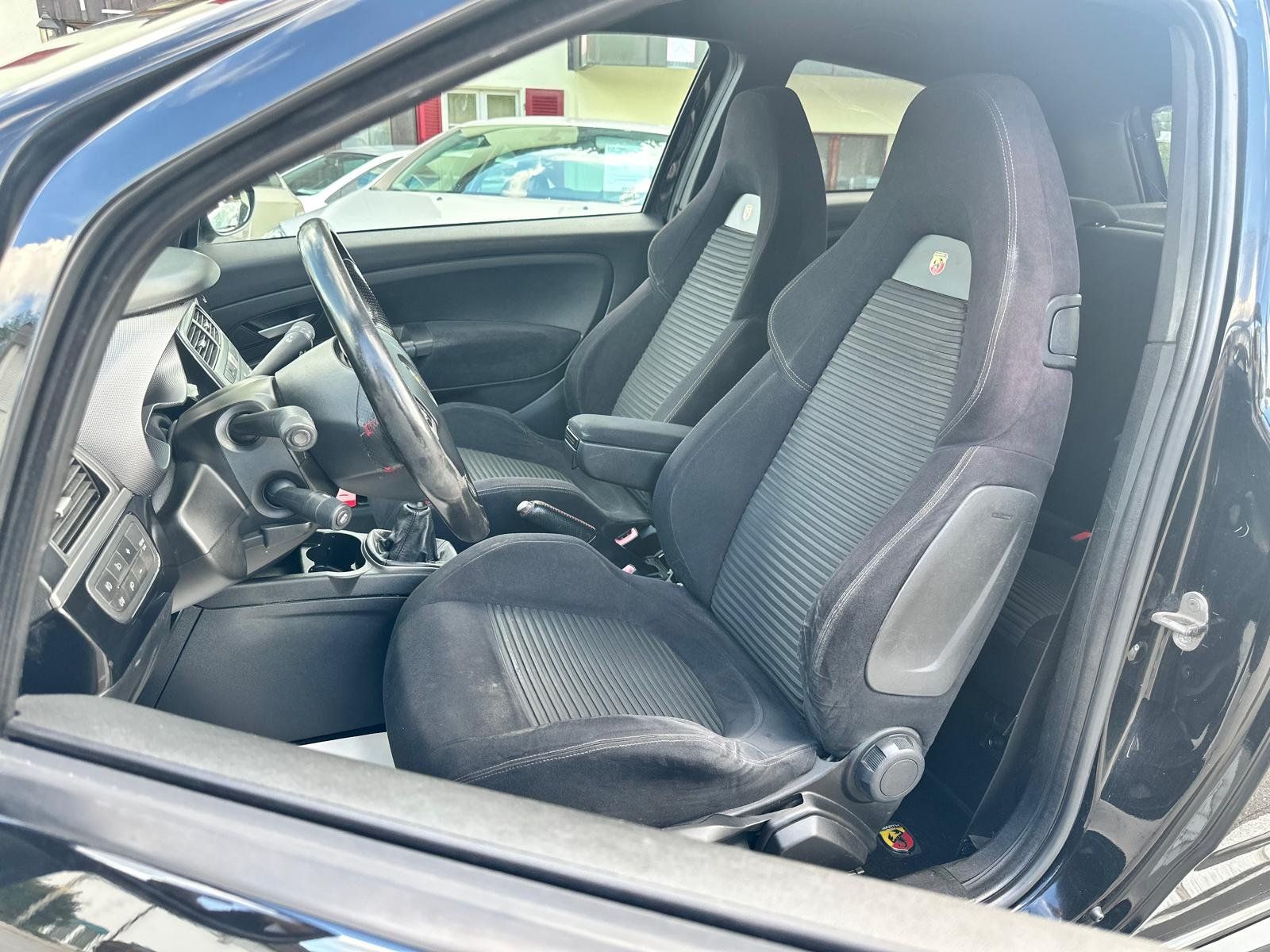 Abarth Autos: Abarth Punto – D'occasion à Gossau ZH par SmileAutomobileGmbH 7