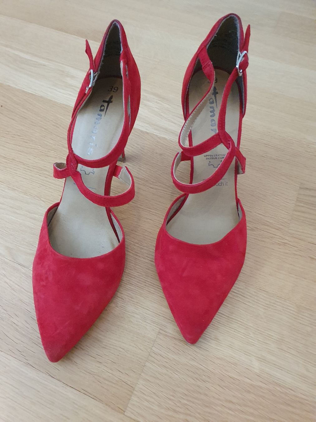 Tamaris Scarpe da donna: Schöne Leder-Sandaletten rot, Grösse 39 – Nuovo (secondo la descrizione) da Wettingen venduto da __Dom__ 1