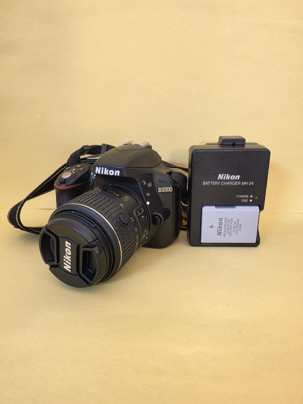 Nikon Kamera: nikon d3300 – Gebraucht aus Grosswangen von Telepathy