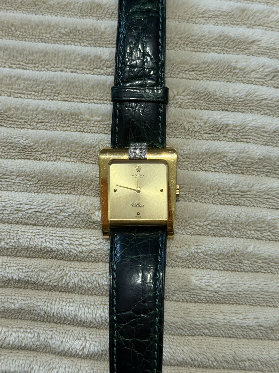 Rolex Montres: Rolex Gold  – D'occasion à Fully par Melvin5