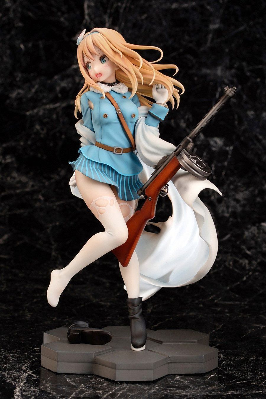Statuette: Girls Frontline - Suomi KP/-31 Figure – Nuovo e nell'imballaggio originale da Denges venduto da old-school-89 1