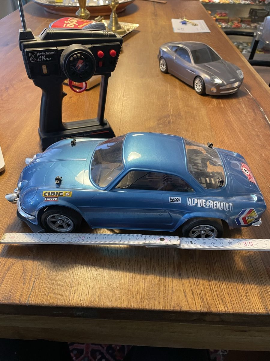 Nikko Modellismo RC: Renault Alpine Nikko – Nuovo (secondo la descrizione) da Laupen BE venduto da Perigoso 1