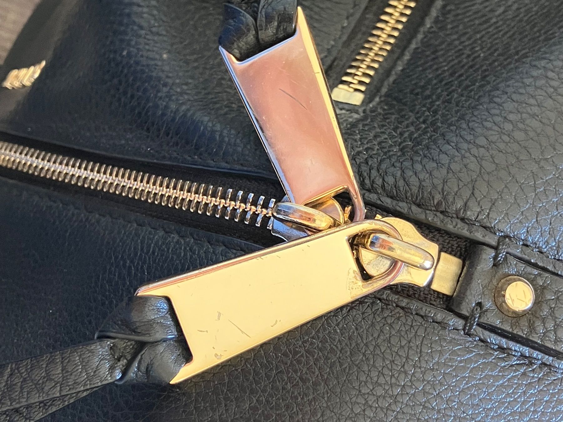 Michael Kors Rucksäcke: MICHAEL KORS Rhea Rucksack – Gebraucht aus Zürich von Ra.ahel 6