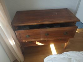 belle commode avec 2 tirroirs