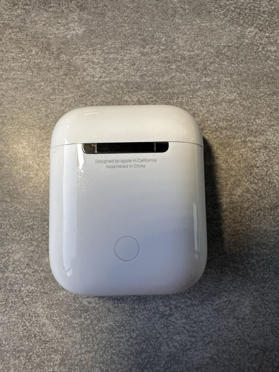 Apple Kopfhörer: Écouteurs Apple AirPods 2 original – Gebraucht aus Le Lignon von Latenterouge 1