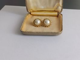 Boucles d’oreilles Vintage – Style Perle & Torsade Dorée !