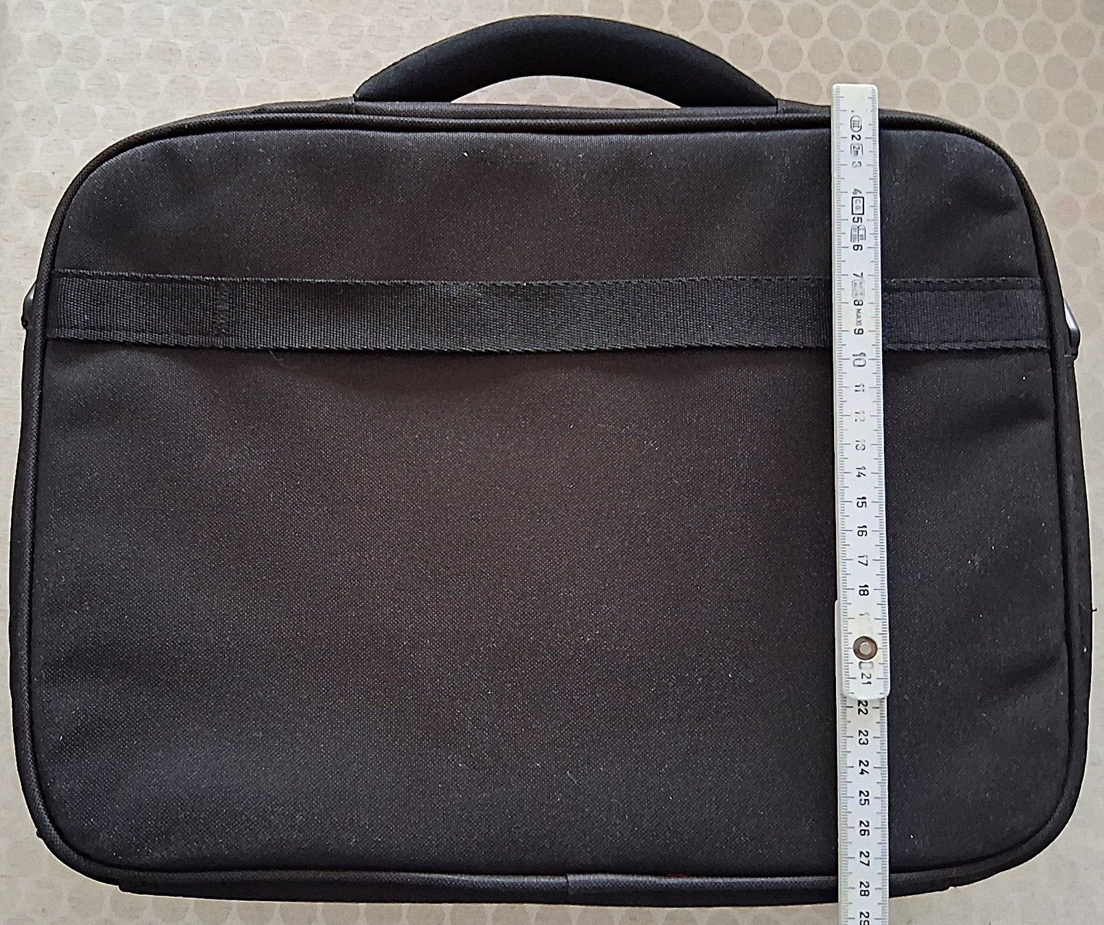 Targus Borse: Targus Laptop-Umhängetasche – Nuovo e nell'imballaggio originale da Meilen venduto da nessy492 2