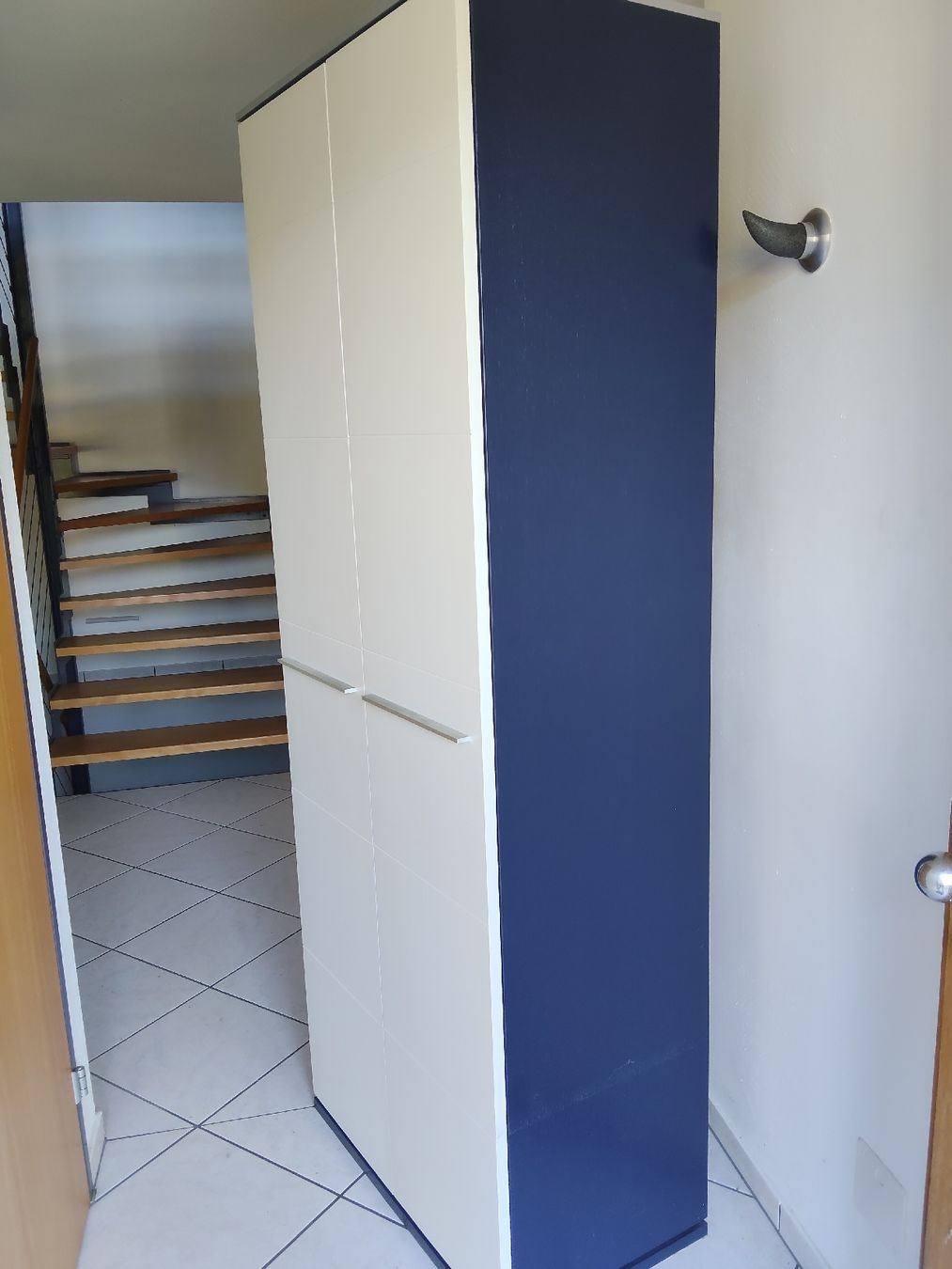 Schränke: Schrank – Gebraucht aus Triengen von RealX